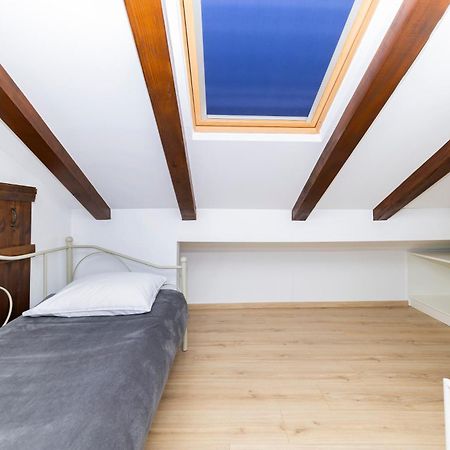 Nikky 2Br Apt. In Old Town Centre Задар Екстериор снимка