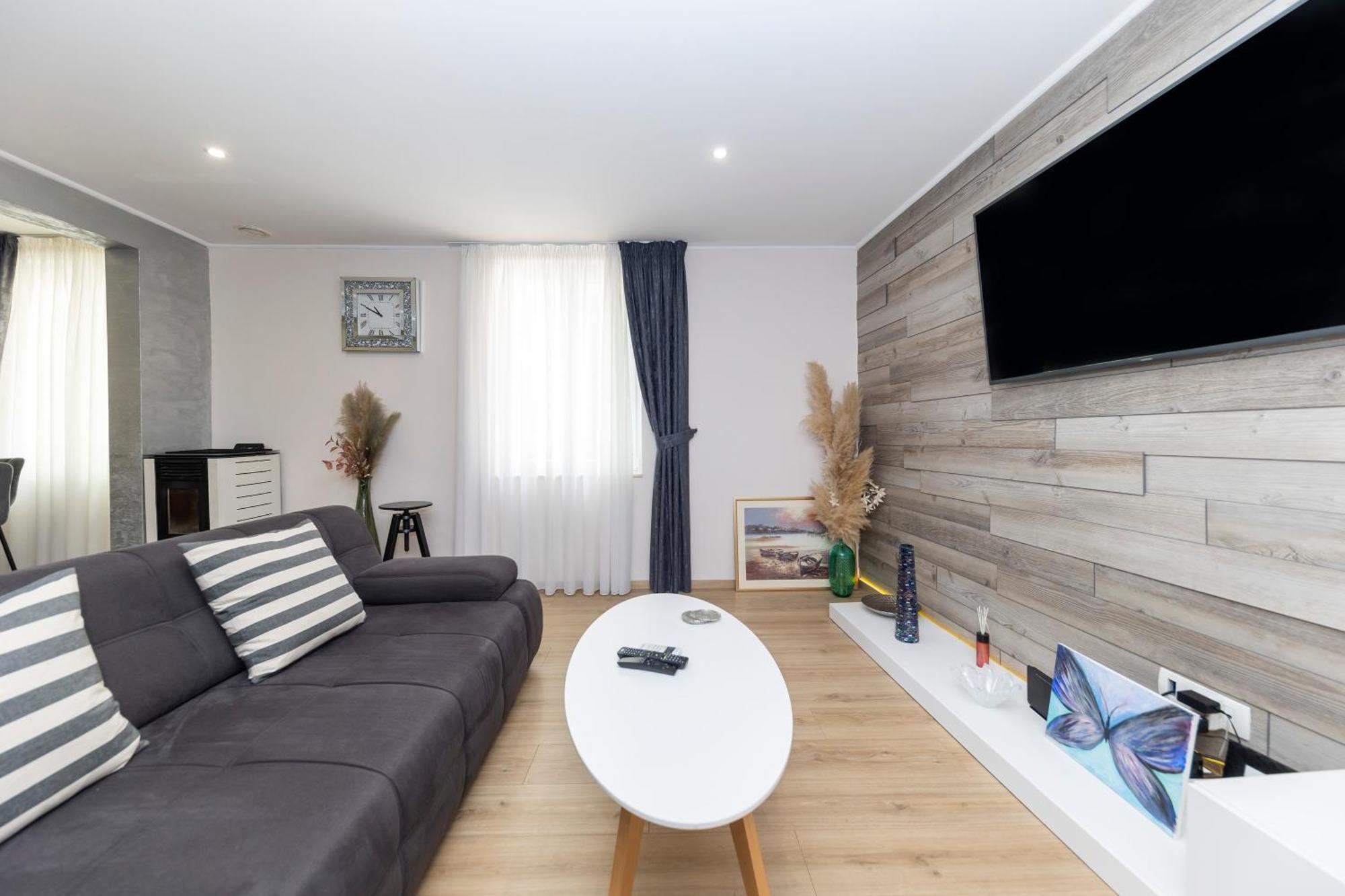 Nikky 2Br Apt. In Old Town Centre Задар Екстериор снимка