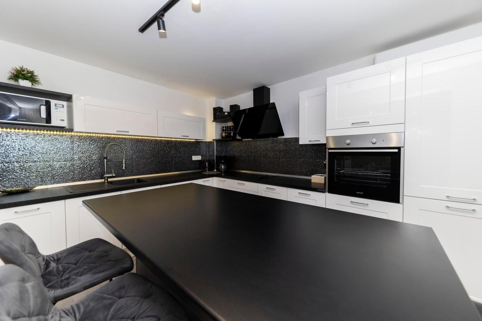 Nikky 2Br Apt. In Old Town Centre Задар Екстериор снимка