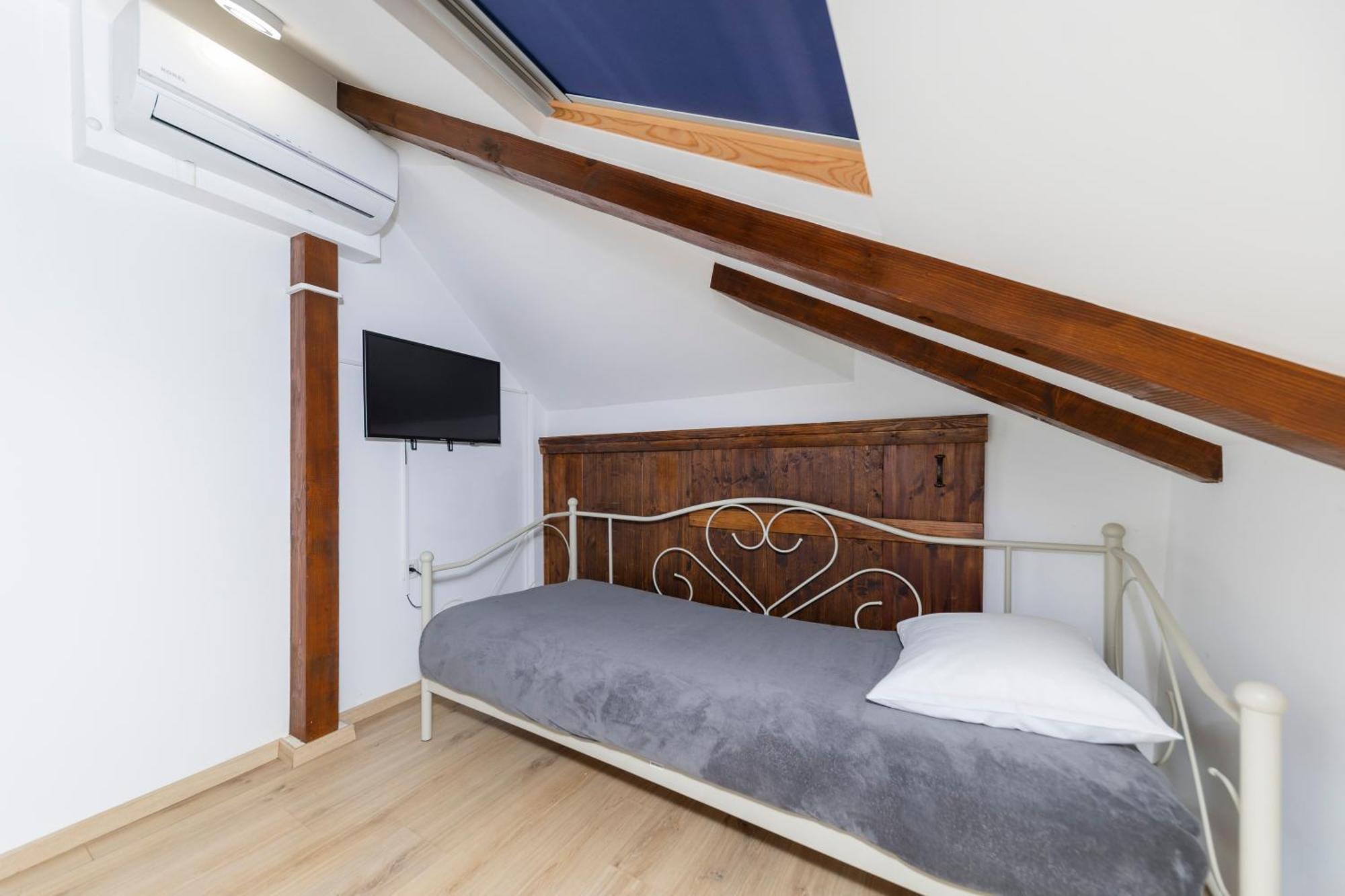 Nikky 2Br Apt. In Old Town Centre Задар Екстериор снимка